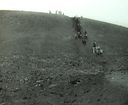 vesuvius-tourists.jpg